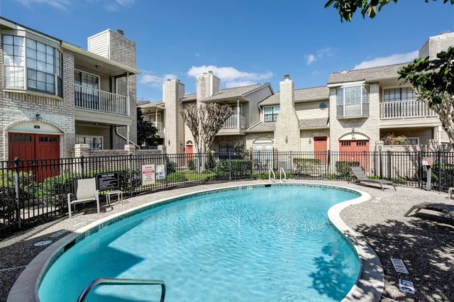 7350 Kirby 24, Houston, TX 77030