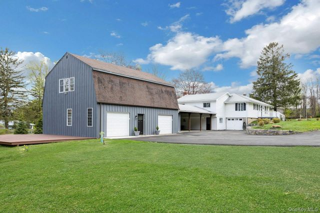 85 Harmony Hill Road, Pawling, NY 12564