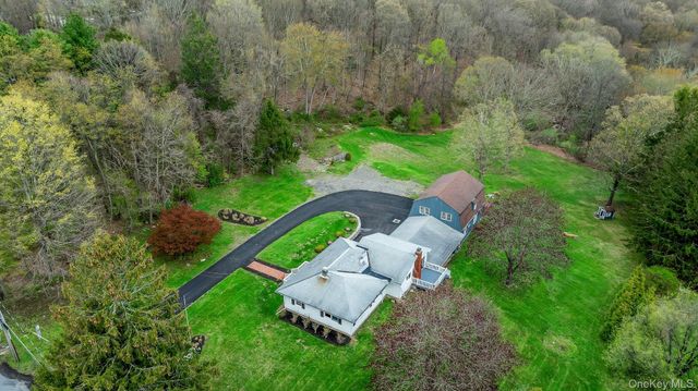 85 Harmony Hill Road, Pawling, NY 12564