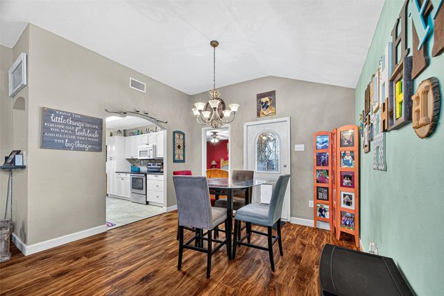 611 Sea Anchor Way, Crosby, TX 77532