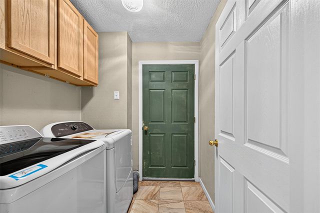 611 Sea Anchor Way, Crosby, TX 77532