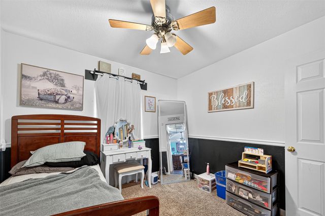 611 Sea Anchor Way, Crosby, TX 77532