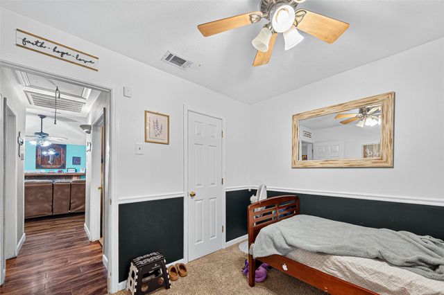 611 Sea Anchor Way, Crosby, TX 77532