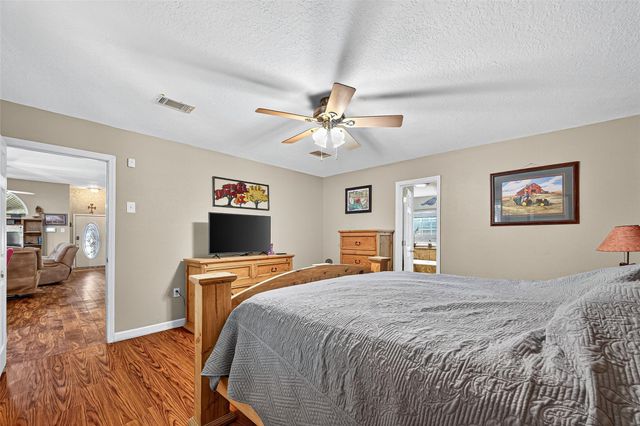 611 Sea Anchor Way, Crosby, TX 77532