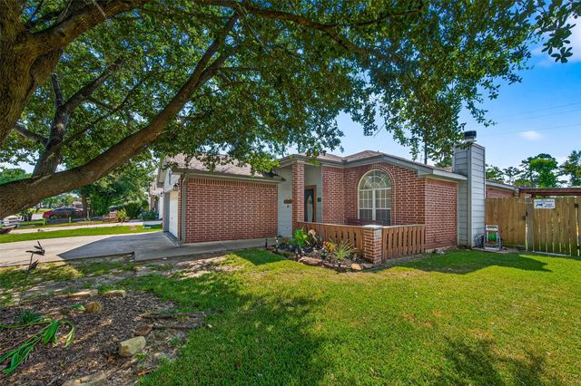 611 Sea Anchor Way, Crosby, TX 77532
