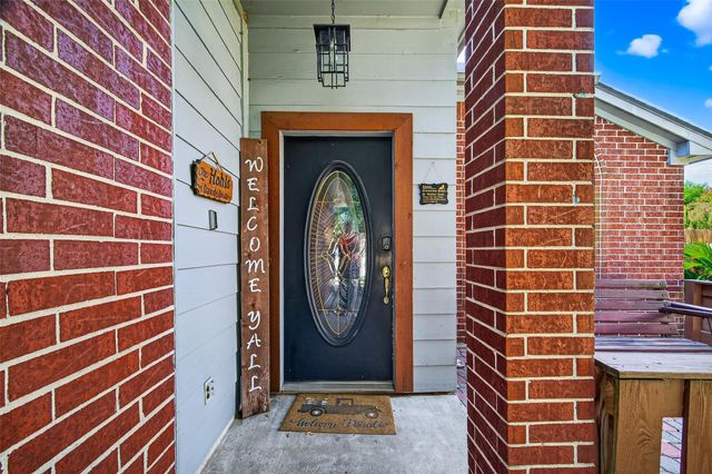 611 Sea Anchor Way, Crosby, TX 77532