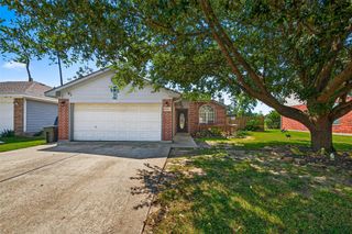611 Sea Anchor Way, Crosby, TX 77532