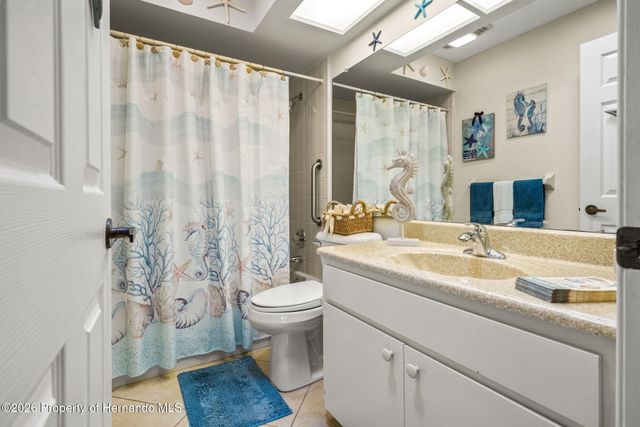 6713 Oak Cluster Circle, Spring Hill, FL 34606