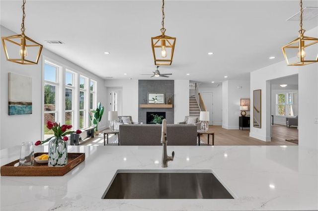 4330 Hawthorn, Alpharetta, GA 30022