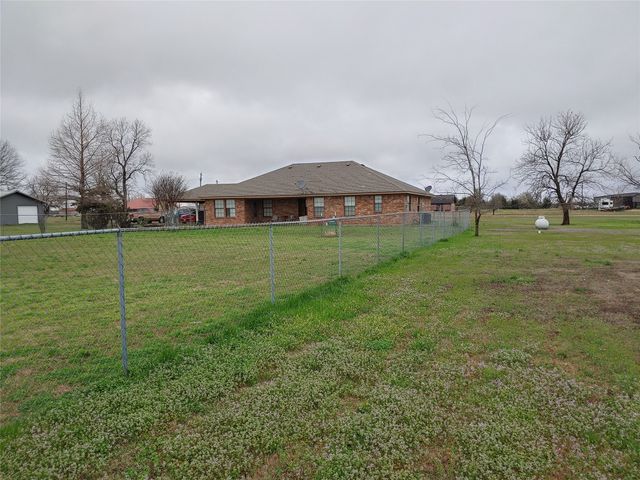 84 County Road 33590, Sumner, TX 75486