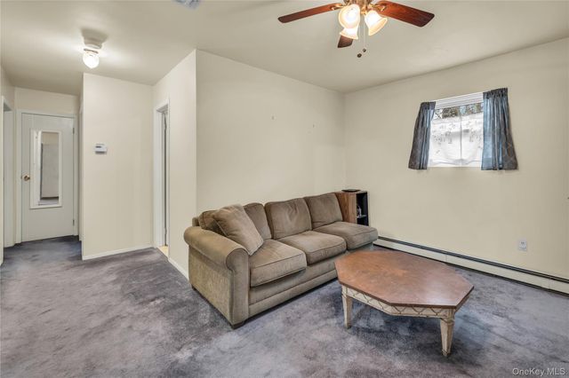 46 Craven Street, Huntington Station, NY 11746