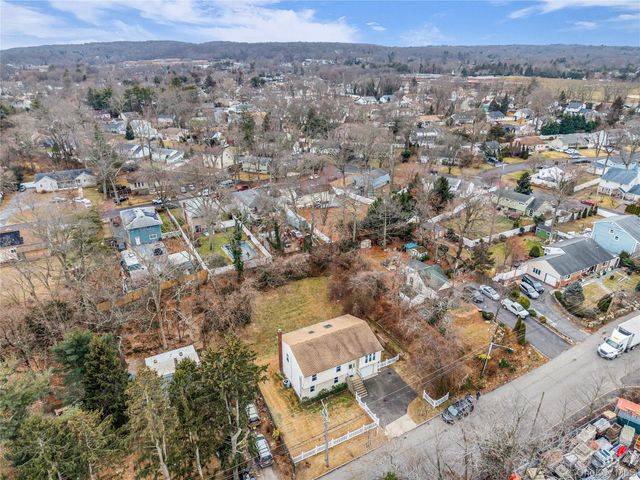 46 Craven Street, Huntington Station, NY 11746