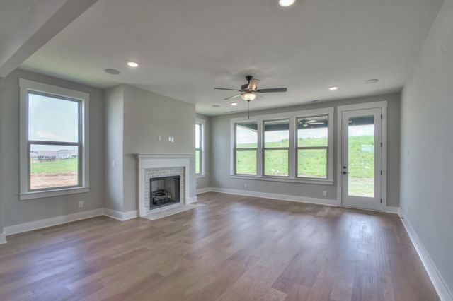 3387 Vinemont Drive, Thompsons Station, TN 37179