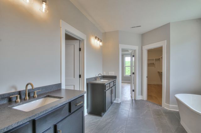 3387 Vinemont Drive, Thompsons Station, TN 37179