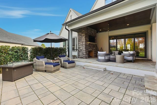 15910 Heath Aster Way, Davidson, NC 28036