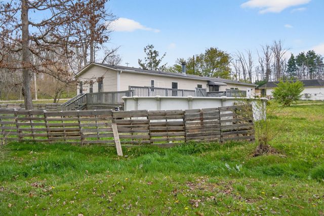 35 Halstead Dr, Crossville, TN 38555