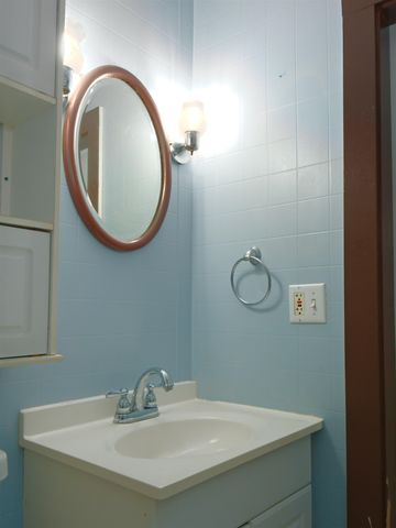 1250 US RT 2, Marshfield, VT 05658