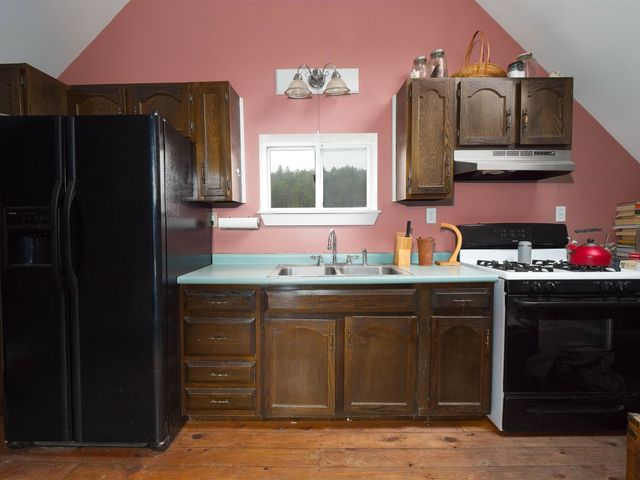 1250 US RT 2, Marshfield, VT 05658