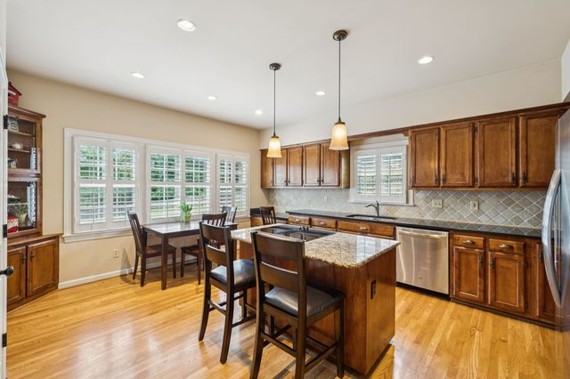410 Ridge View Ct, Franklin, TN 37067