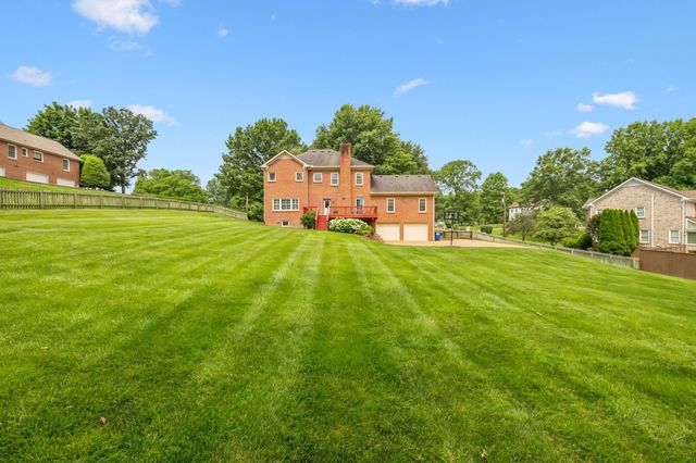 410 Ridge View Ct, Franklin, TN 37067
