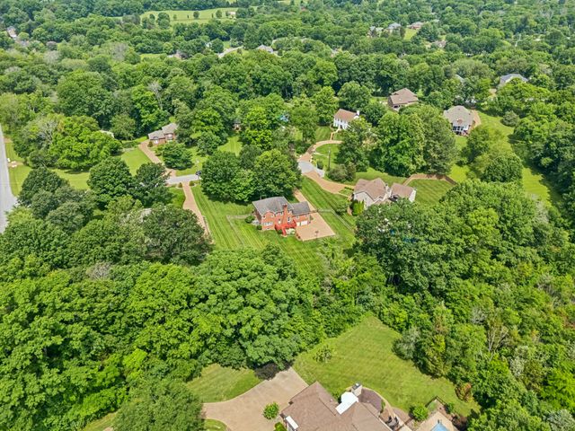 410 Ridge View Ct, Franklin, TN 37067