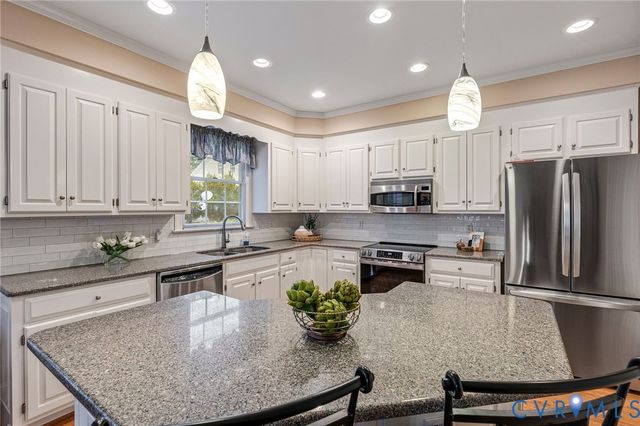 2004 Walhala Dr, Richmond, VA 23236