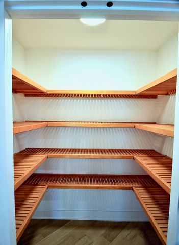 42W668 Steeplechase Drive, St. Charles, IL 60175