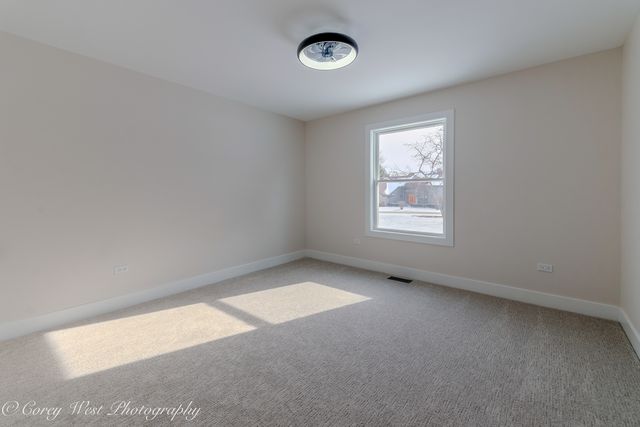 42W668 Steeplechase Drive, St. Charles, IL 60175