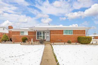 11357 GEOFFRY Street, Warren, MI 48093