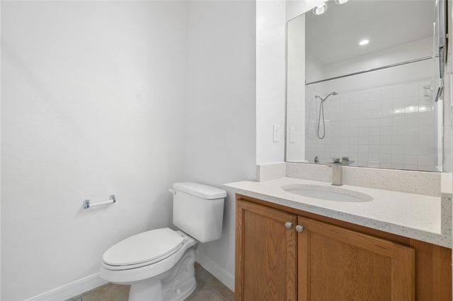 2442 GRAND CENTRAL PARKWAY 2, Orlando, FL 32839