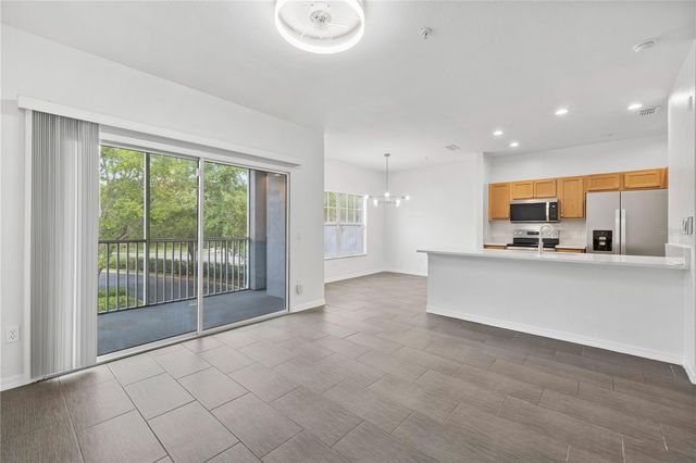 2442 GRAND CENTRAL PARKWAY 2, Orlando, FL 32839