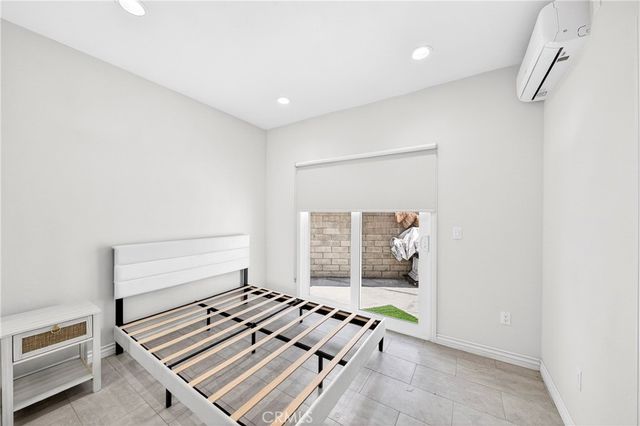 525 W Woodcrest, Fullerton, CA 92832