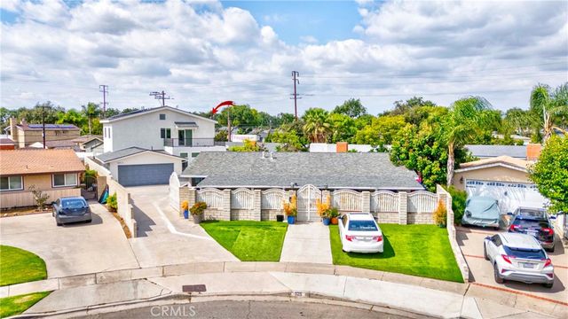 525 W Woodcrest, Fullerton, CA 92832