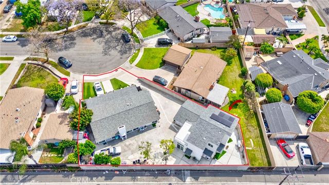 525 W Woodcrest, Fullerton, CA 92832