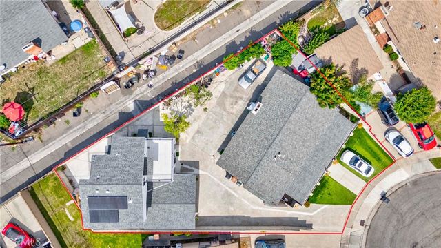 525 W Woodcrest, Fullerton, CA 92832