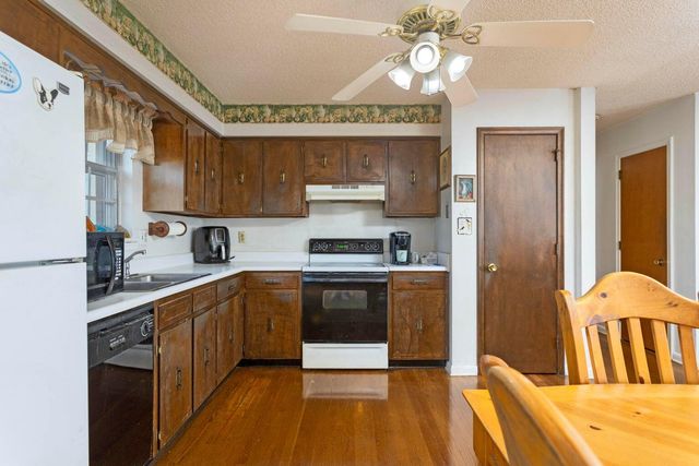 2101 Crown Court Lane, Chattanooga, TN 37421