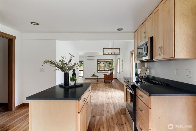 2341 Libbey Road, Coupeville, WA 98239