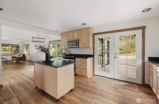 2341 Libbey Road, Coupeville, WA 98239