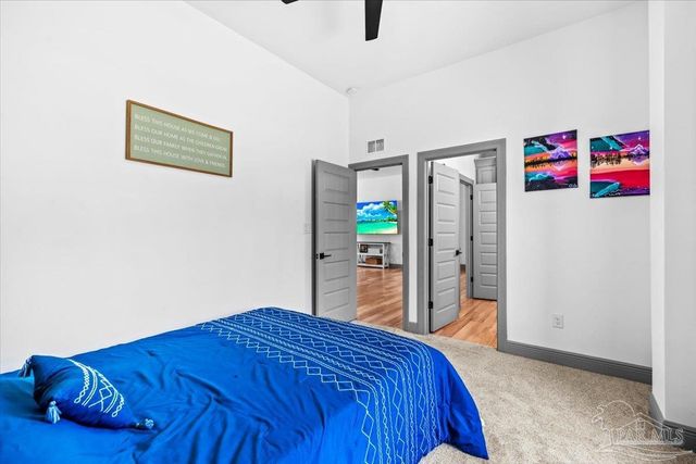 8200 Teton Crest Dr, Pace, FL 32571