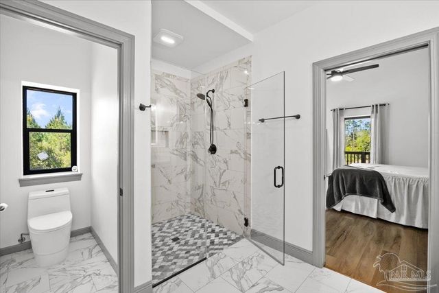 8200 Teton Crest Dr, Pace, FL 32571