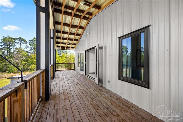 8200 Teton Crest Dr, Pace, FL 32571