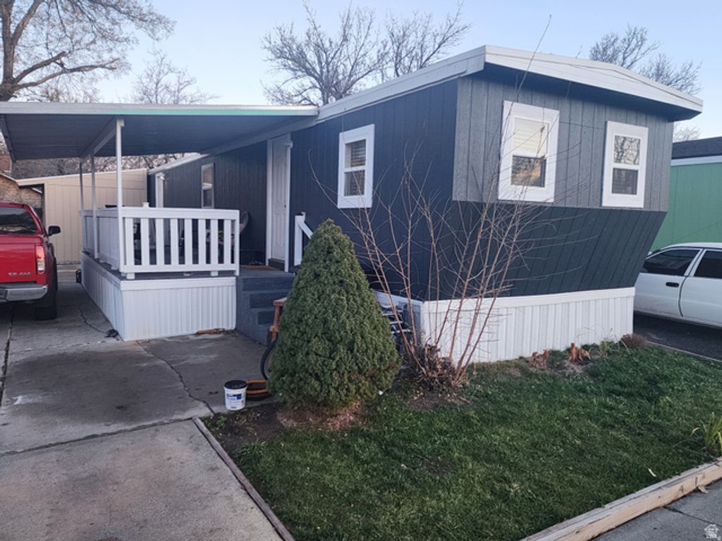 3187 S EASTCREST RD, West Valley City, UT 84120