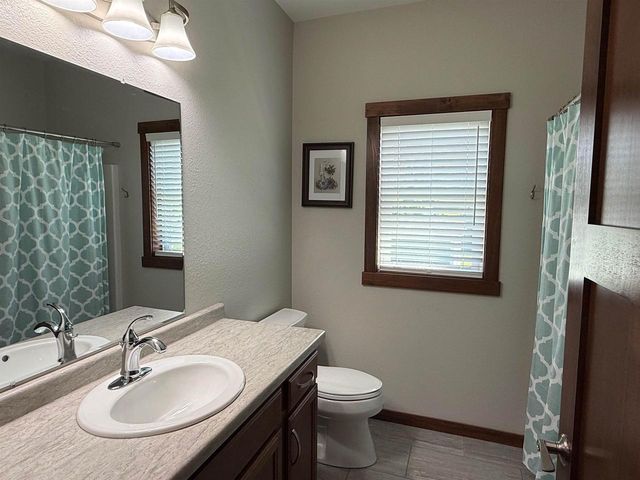 711 MEADOW RIDGE LANE, Unknown, WI 53073
