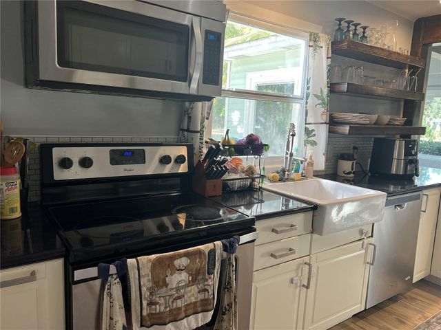 1403 FERN PLACE, Lakeland, FL 33801