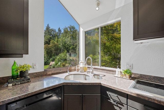 15795 Adams Ridge, Los Gatos, CA 95033