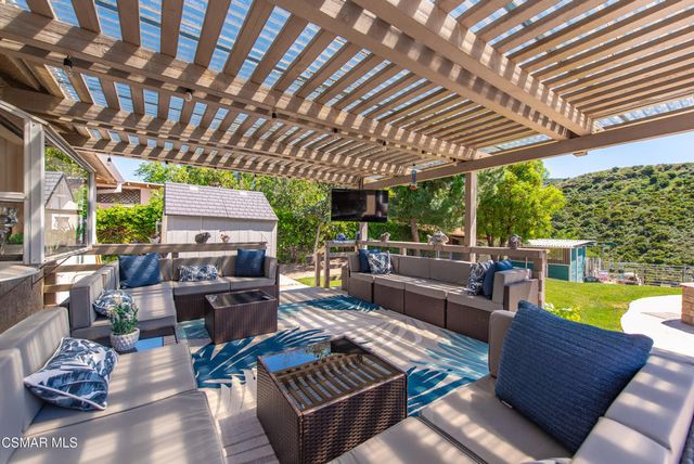 1208 Rambling Road, Simi Valley, CA 93065