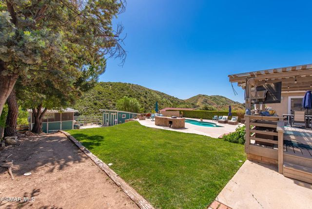 1208 Rambling Road, Simi Valley, CA 93065