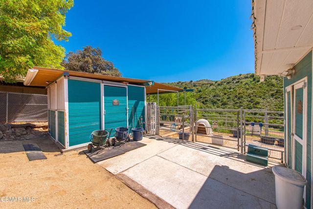 1208 Rambling Road, Simi Valley, CA 93065