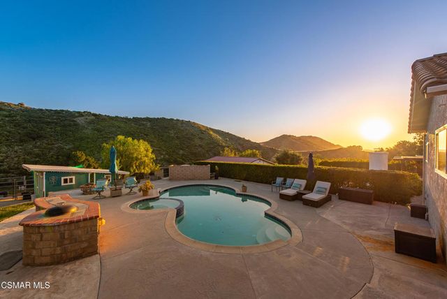 1208 Rambling Road, Simi Valley, CA 93065