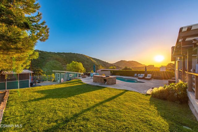 1208 Rambling Road, Simi Valley, CA 93065